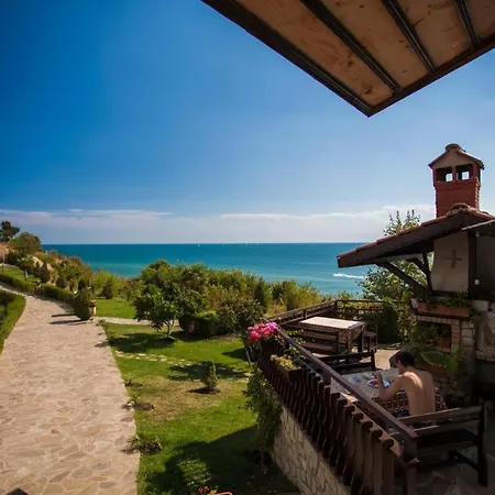 Appartement Monastery Seafront *