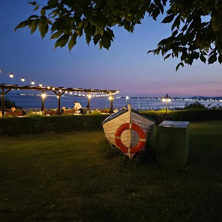 Appartement Monastery Seafront *