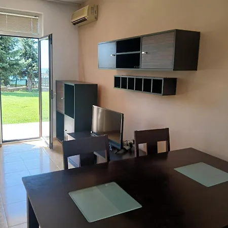 Monastery Seafront Appartement *
